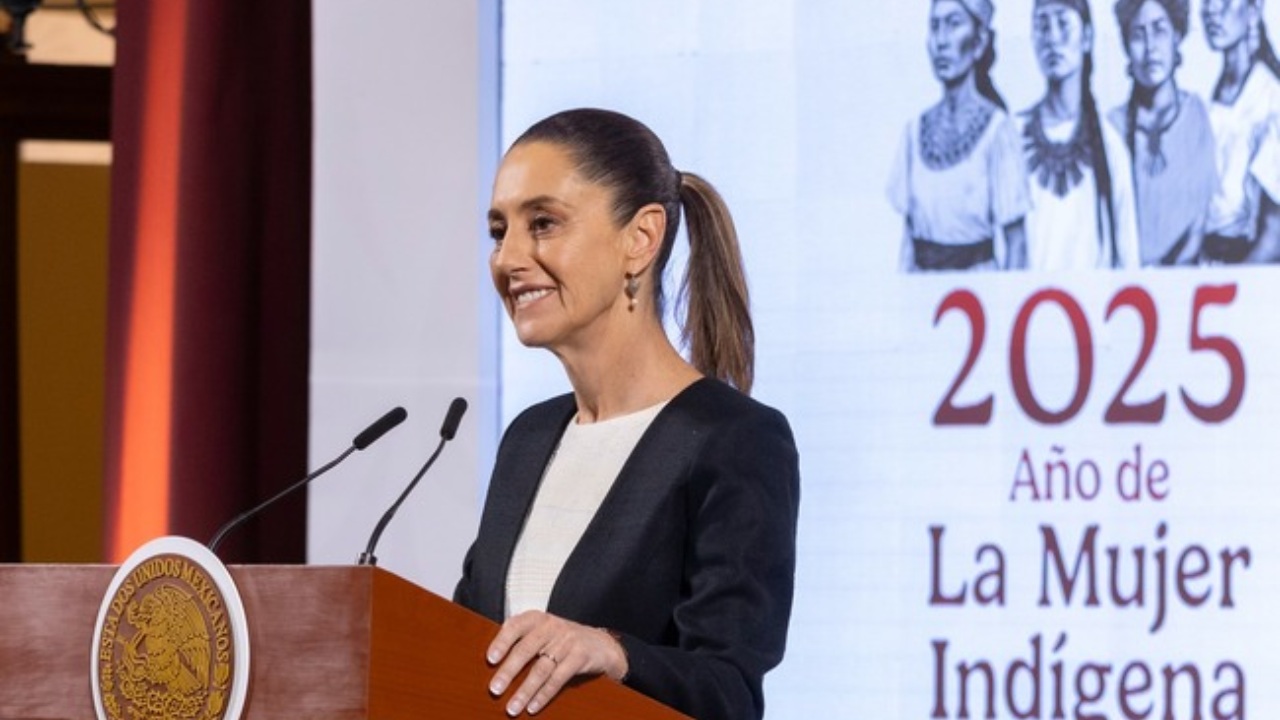 Confirma Sheinbaum hackeo de su celular y de un correo personal