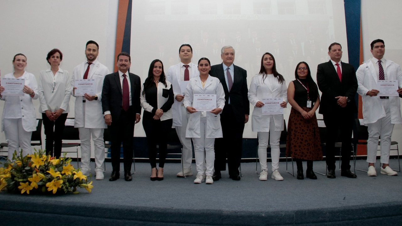 ISSSTEP impulsa formación humanista de especialistas médicos