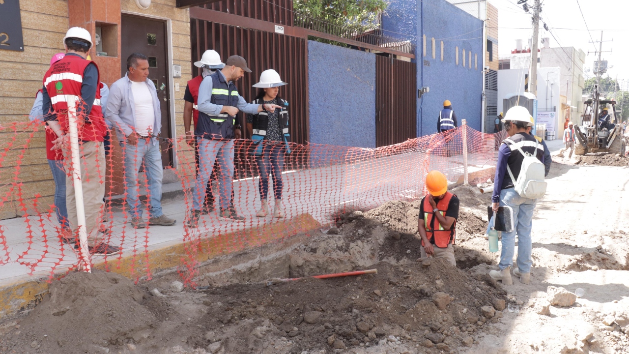 Supervisa David Aysa trabajos de rehabilitación vial en la Capital