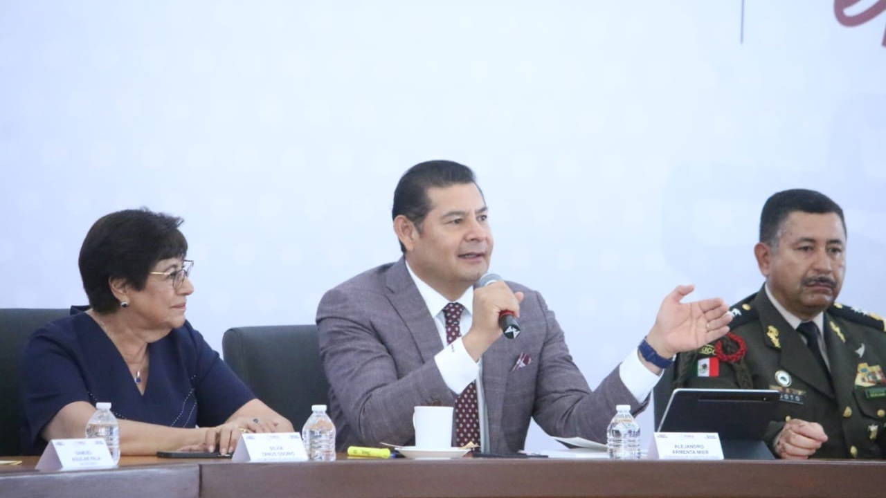 Armenta defiende la Feria de Puebla ante críticas: \"No hay nada que ocultar\"