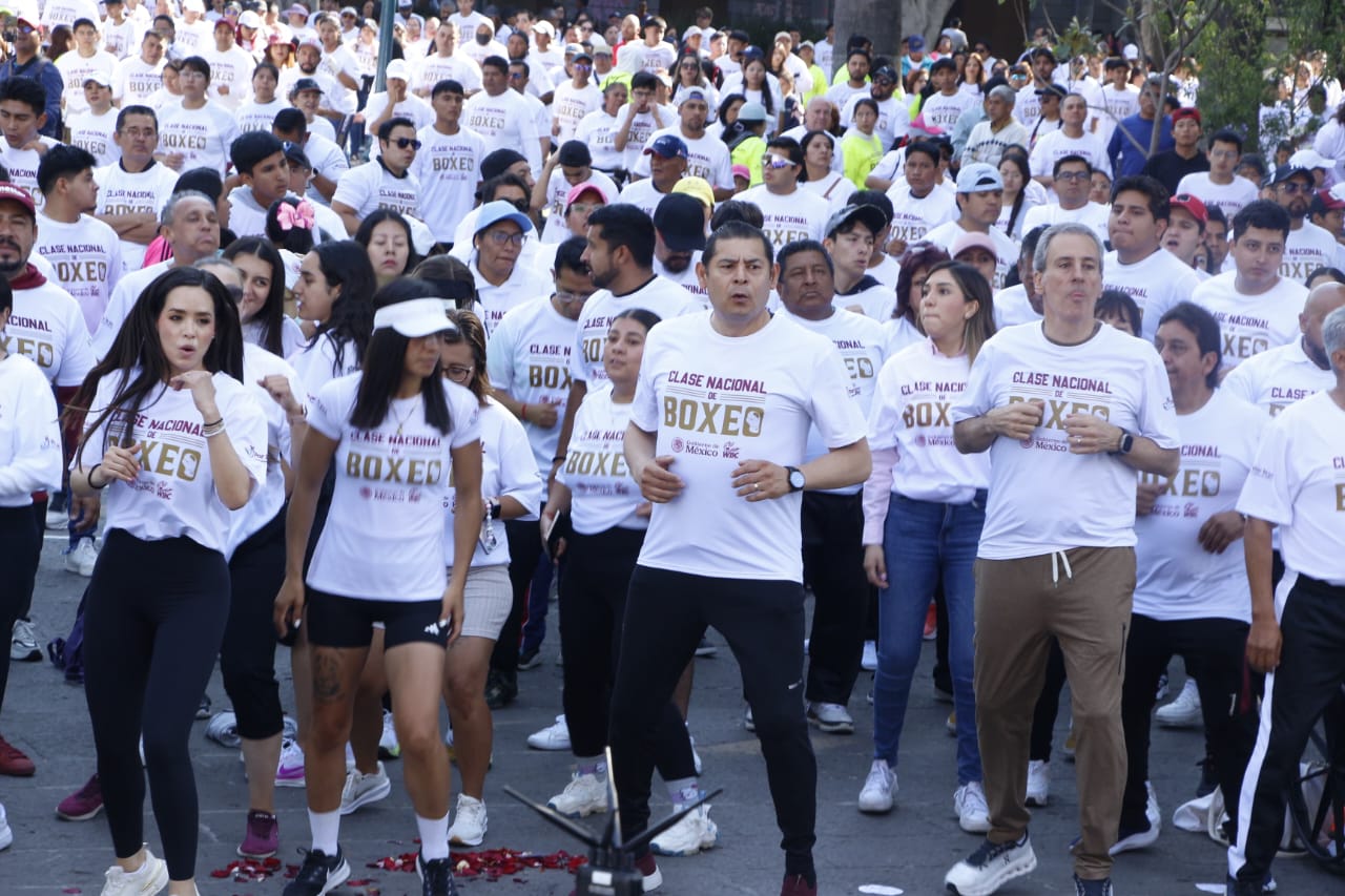Gobierno de Puebla se suma a la Clase Masiva Nacional de Boxeo por la paz y la salud