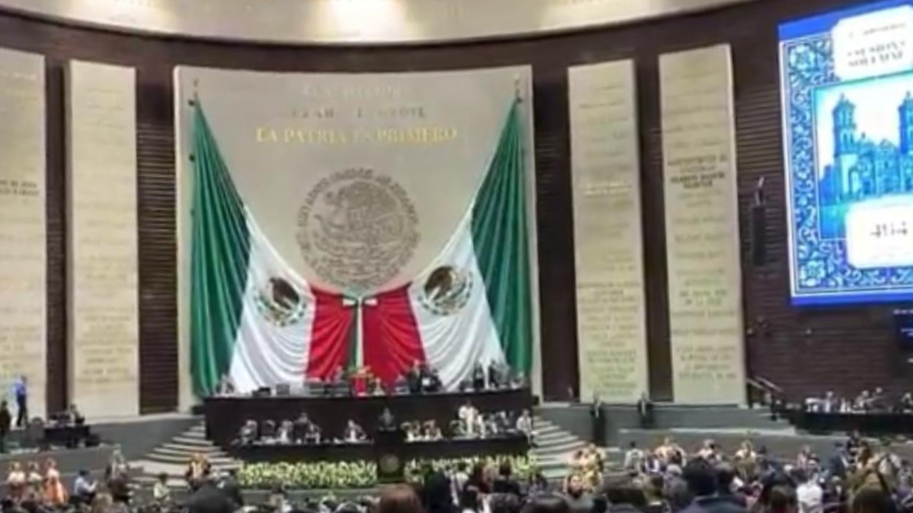Sesión solemne en San Lázaro conmemora 494 años de la fundación de Puebla