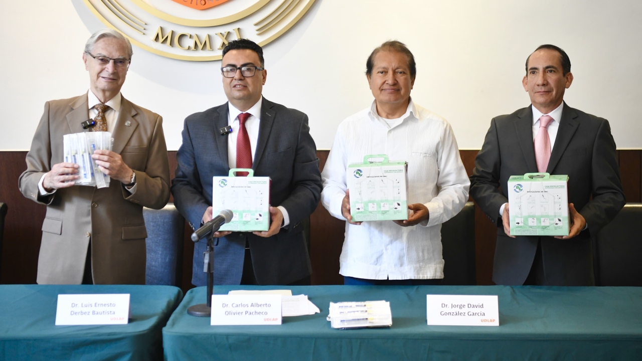 UDLAP dona 100 mil jeringas a la Secretaría de Salud de Puebla