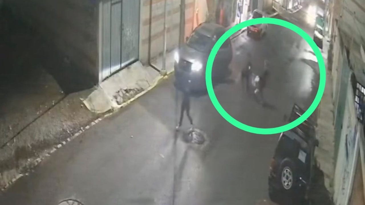 Secuestran a mujer en Granjas de San Isidro para robar tienda