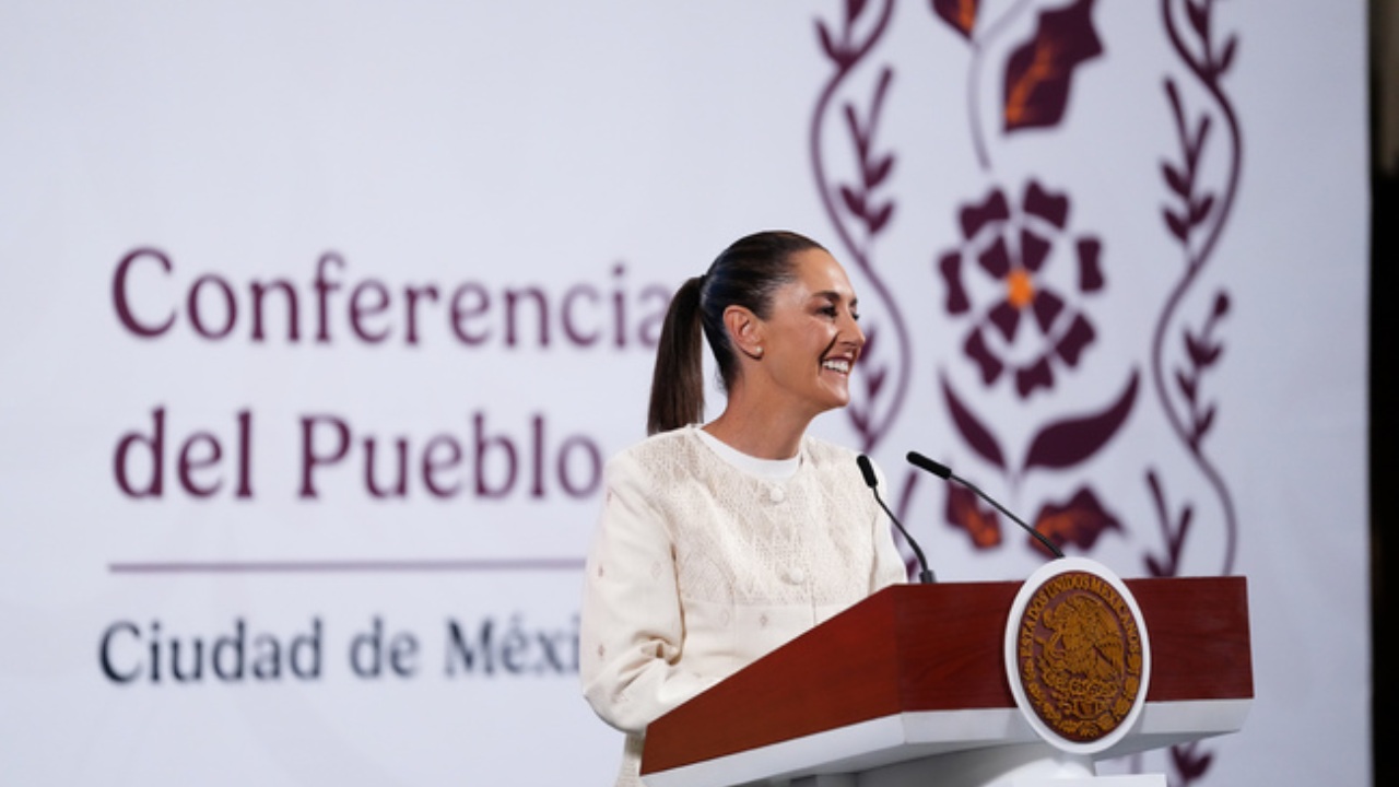 Sheinbaum no asistirá al funeral del Papa Francisco y enviará a Rosa Icela Rodríguez