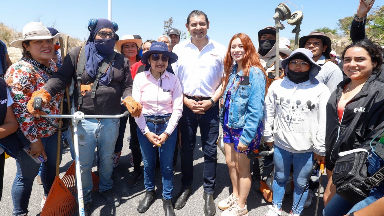 “Sólo los universitarios deciden el futuro de la BUAP”: Armenta