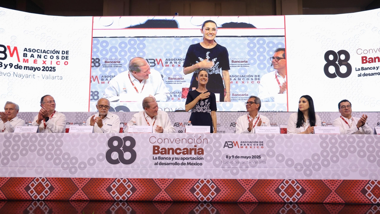Sheinbaum enfatiza la fortaleza económica de México en Convención Bancaria