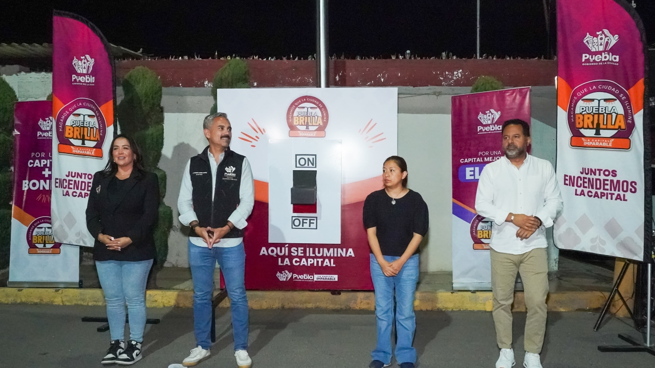 Sustituyen luminarias obsoletas por tecnología LED en Lomas del Sur