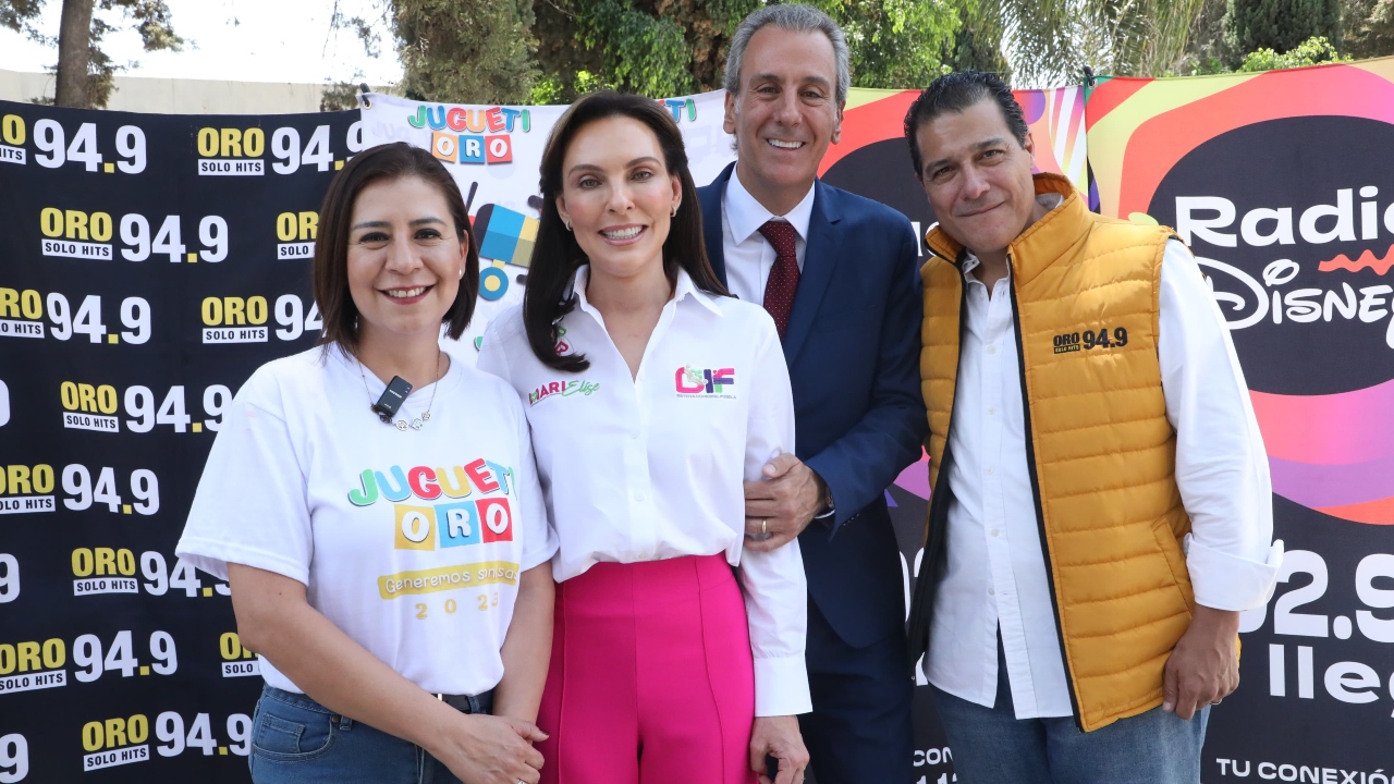 SMDIF regala alegrías y sonrisas a las y los niños que más lo necesitan