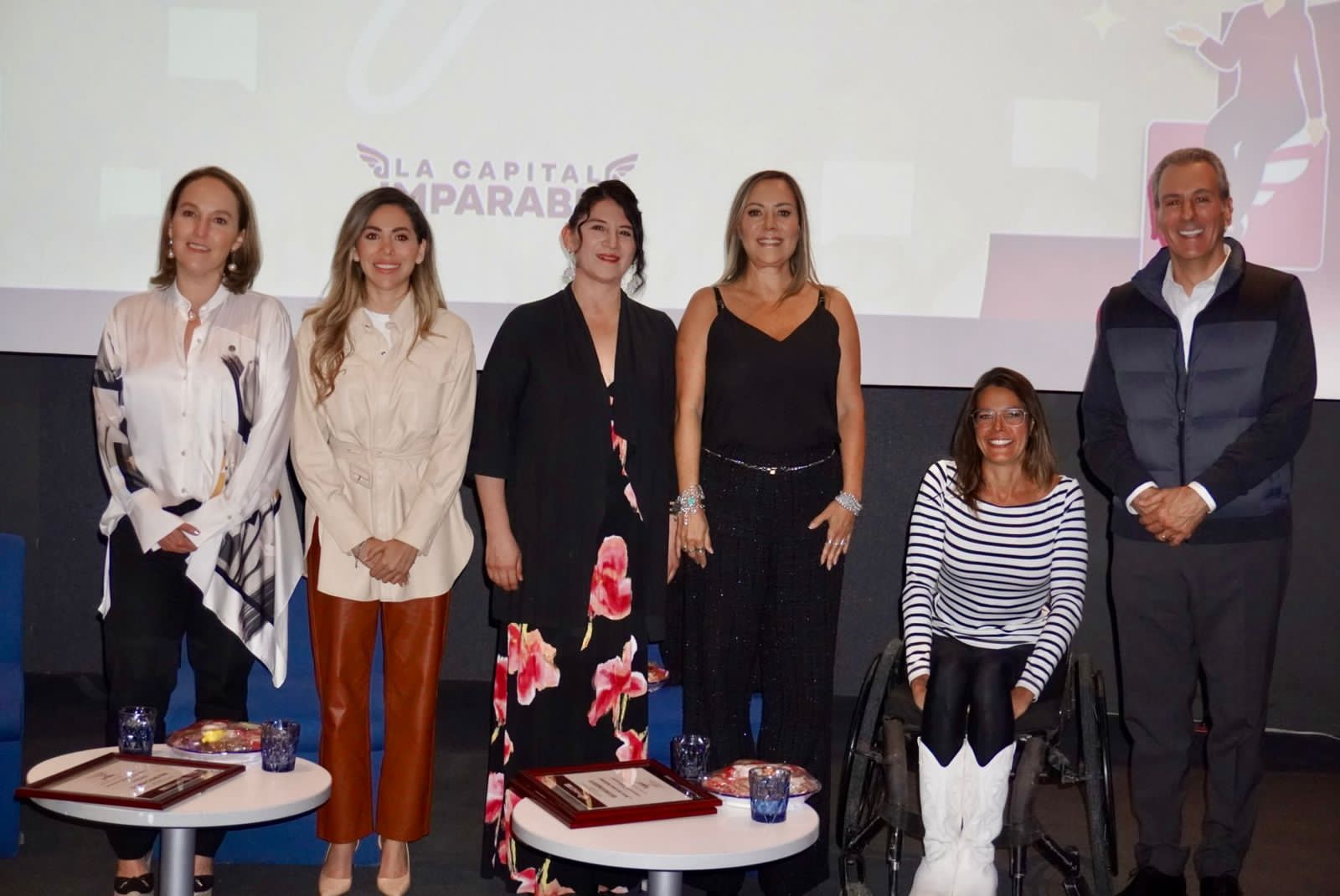 Reconocen liderazgo y talento femenino en conversatorio Mujeres Imparables