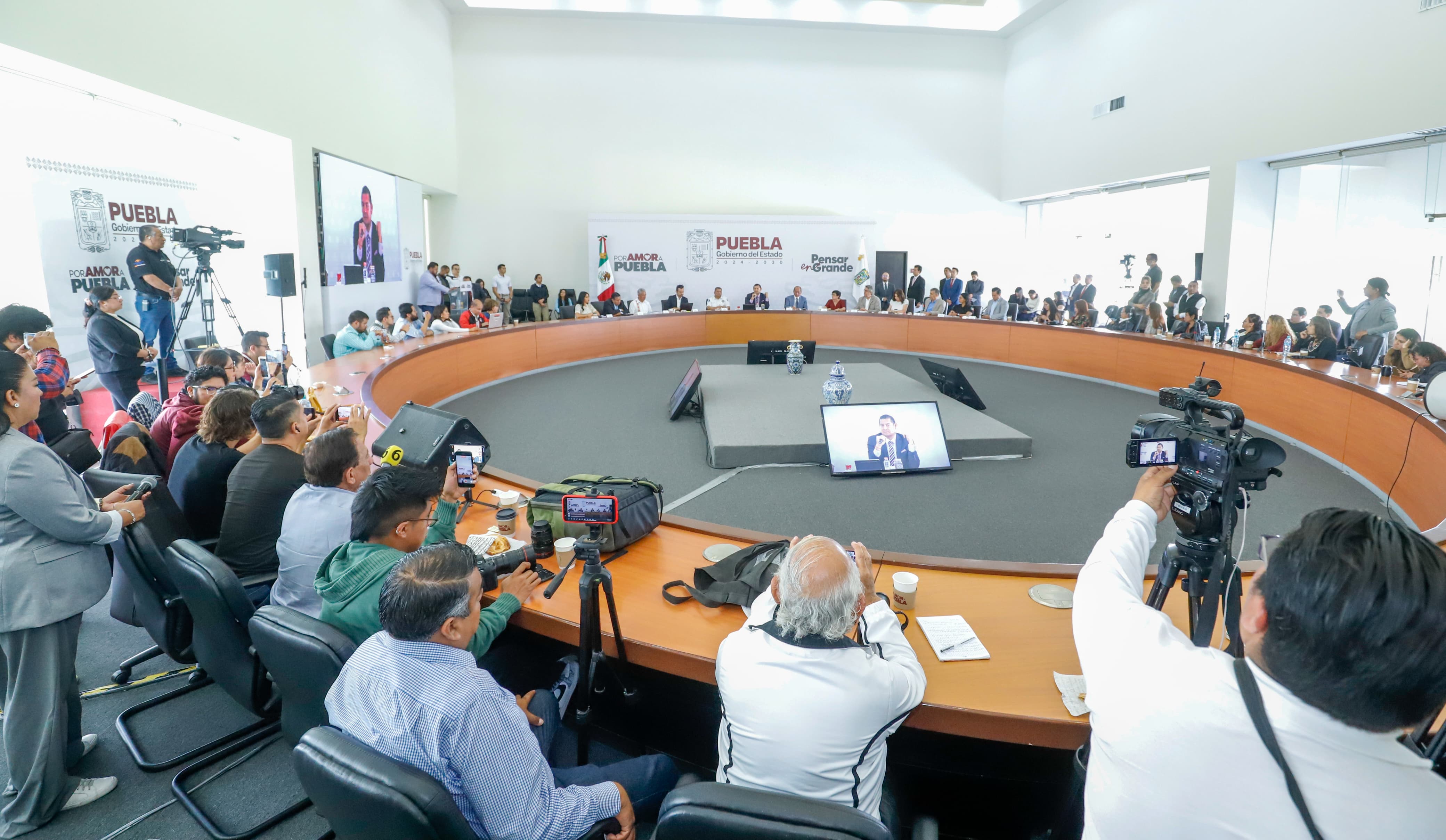 Revista vehicular en Puebla: orden y transporte seguro