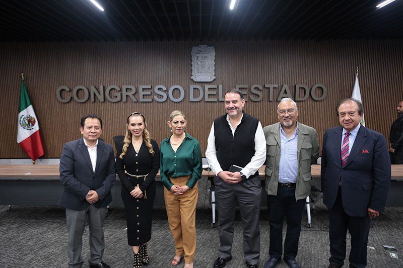 Empleados del Congreso de Puebla accederán a descuentos en centros comerciales