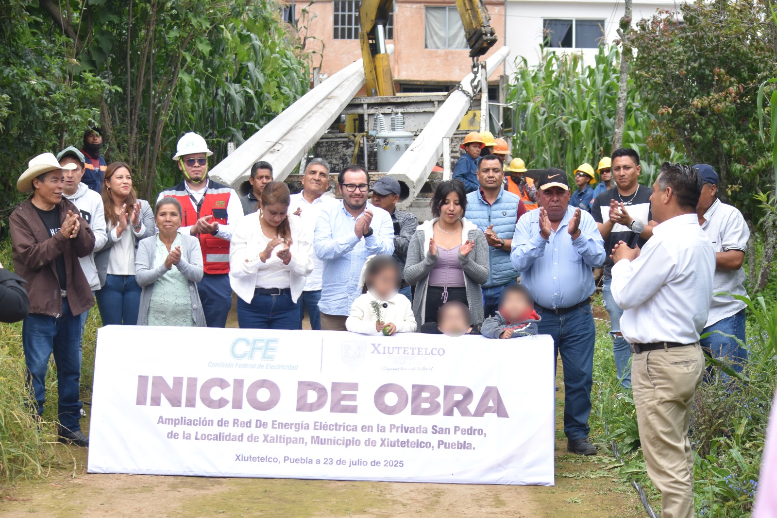 Inicia ampliación de red eléctrica en Xaltipan, Xiutetelco
