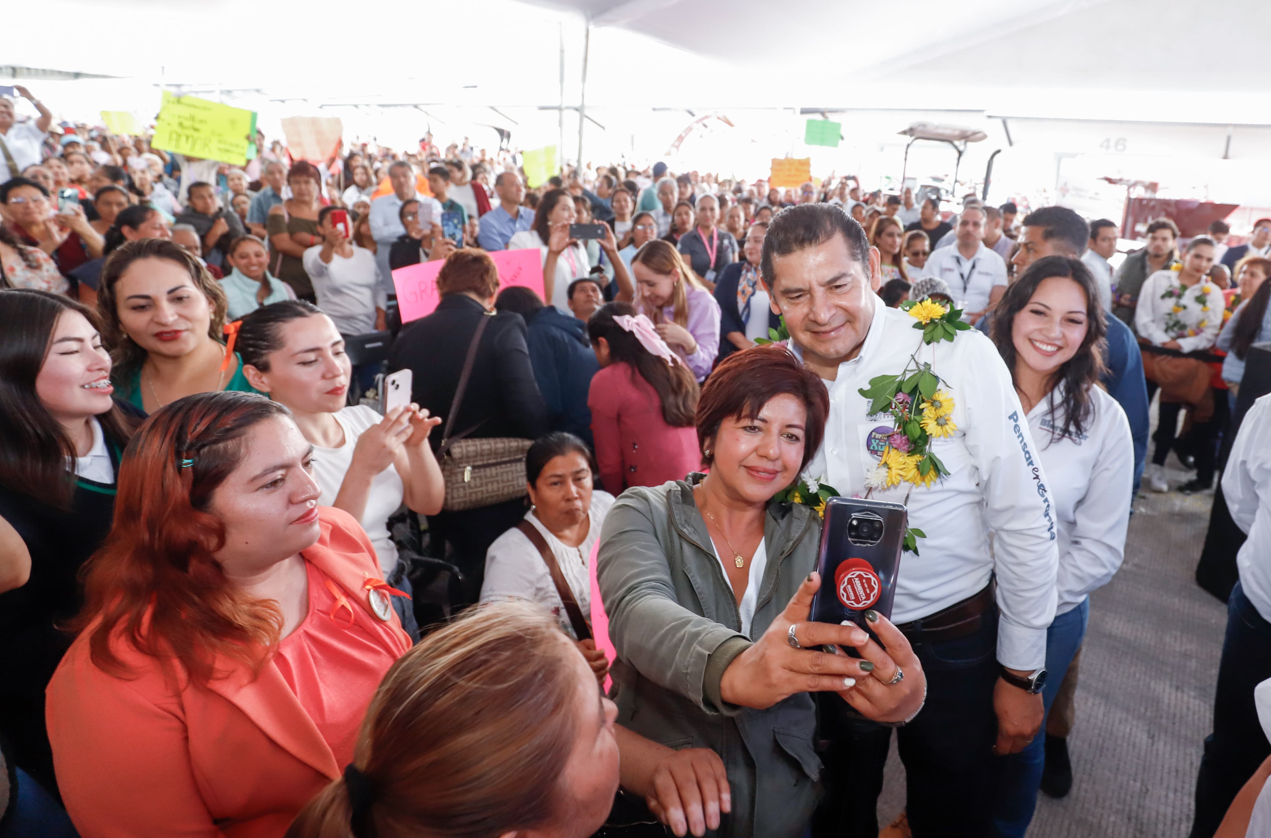 Armenta entrega apoyos por 24 mdp al campo en Teziutlán y Tlatlauquitepec
