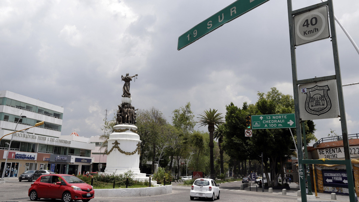 Chedraui anuncia sanciones por fallas en obras que costaron 96 mdp en la Avenida Juárez