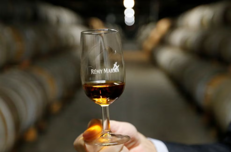 China impone aranceles de hasta 34.9 % al brandy europeo a partir del 5 de julio