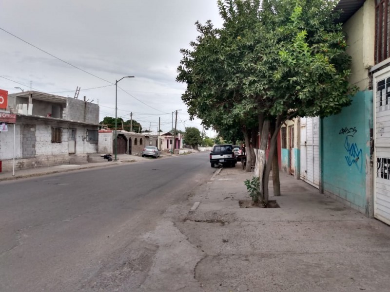 Puebla va contra construcciones ilegales que invaden el espacio público