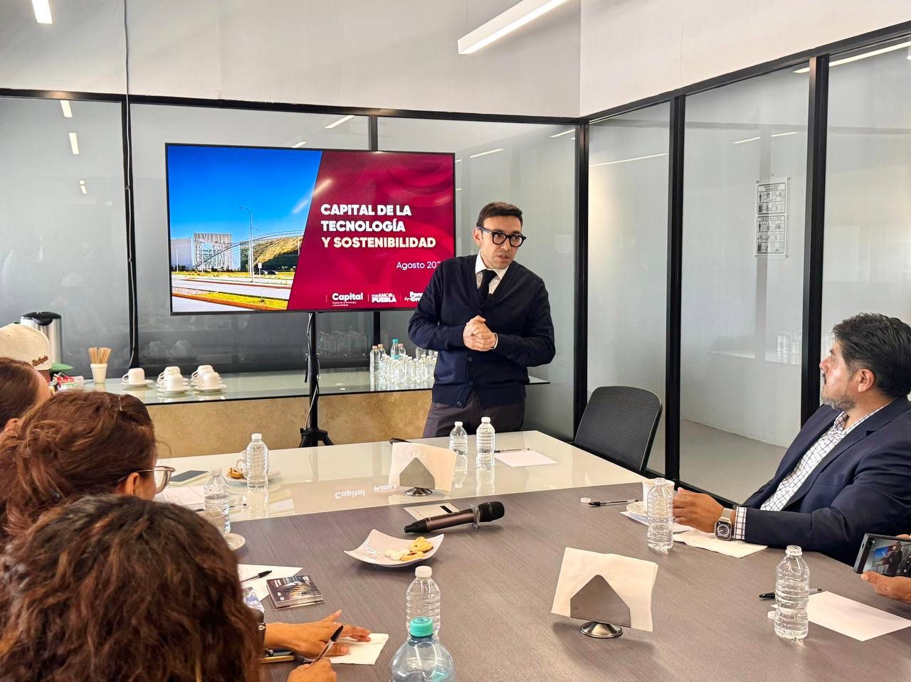 Líderes migrantes exploran oportunidades de inversión en la Capital de la Tecnología