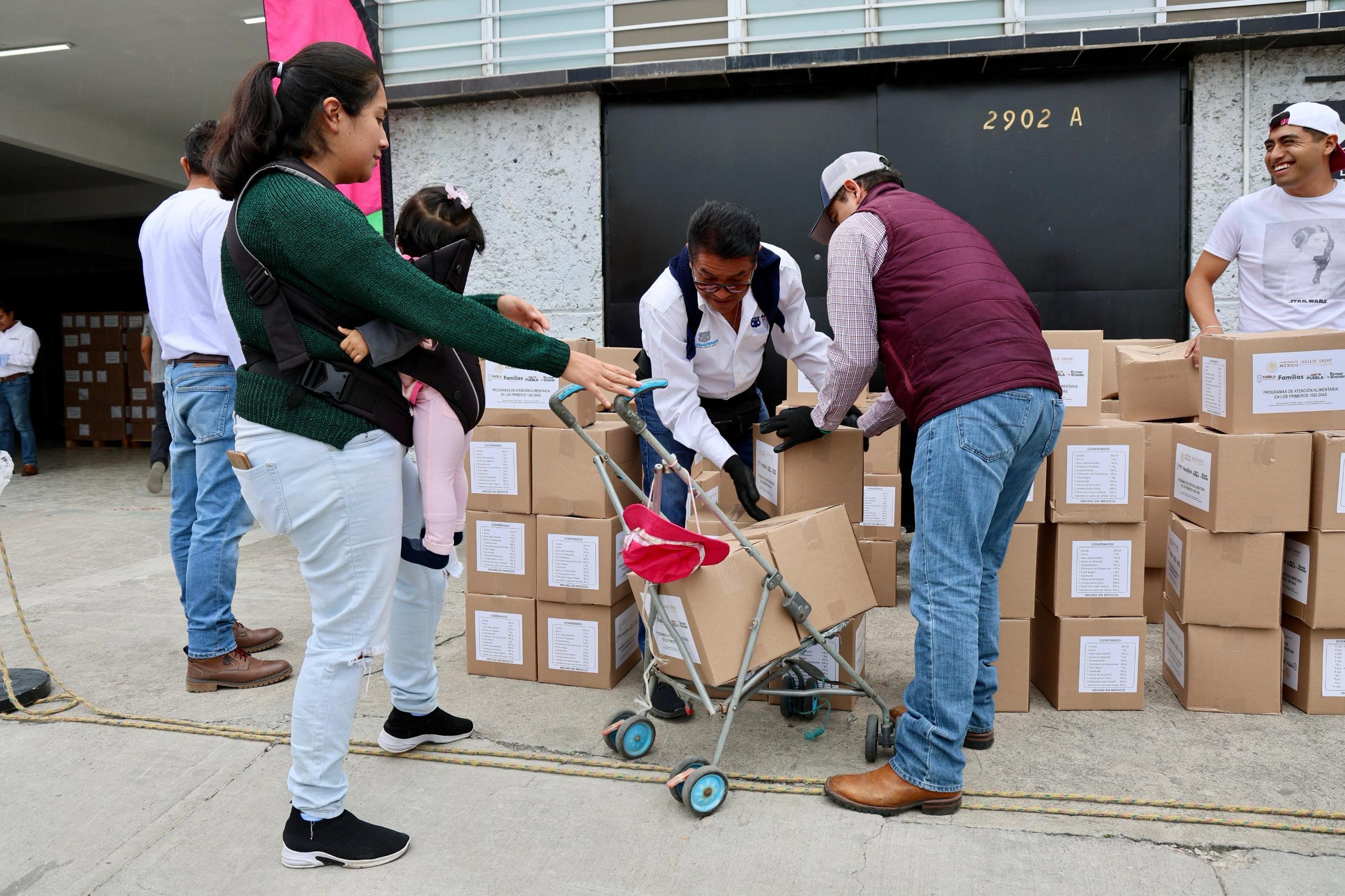 SEDIF entrega más de 117 mil despensas en Puebla capital