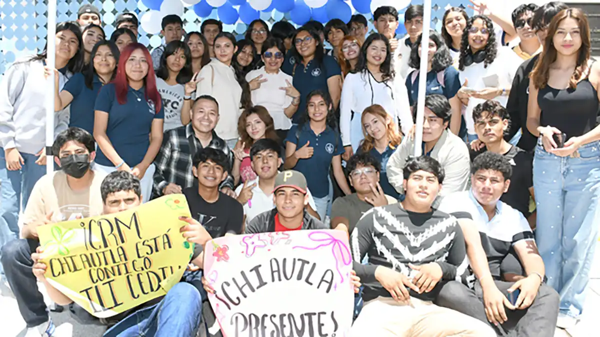 BUAP da bienvenida a nuevos estudiantes en la Mixteca y la Preparatoria Simón Bolívar