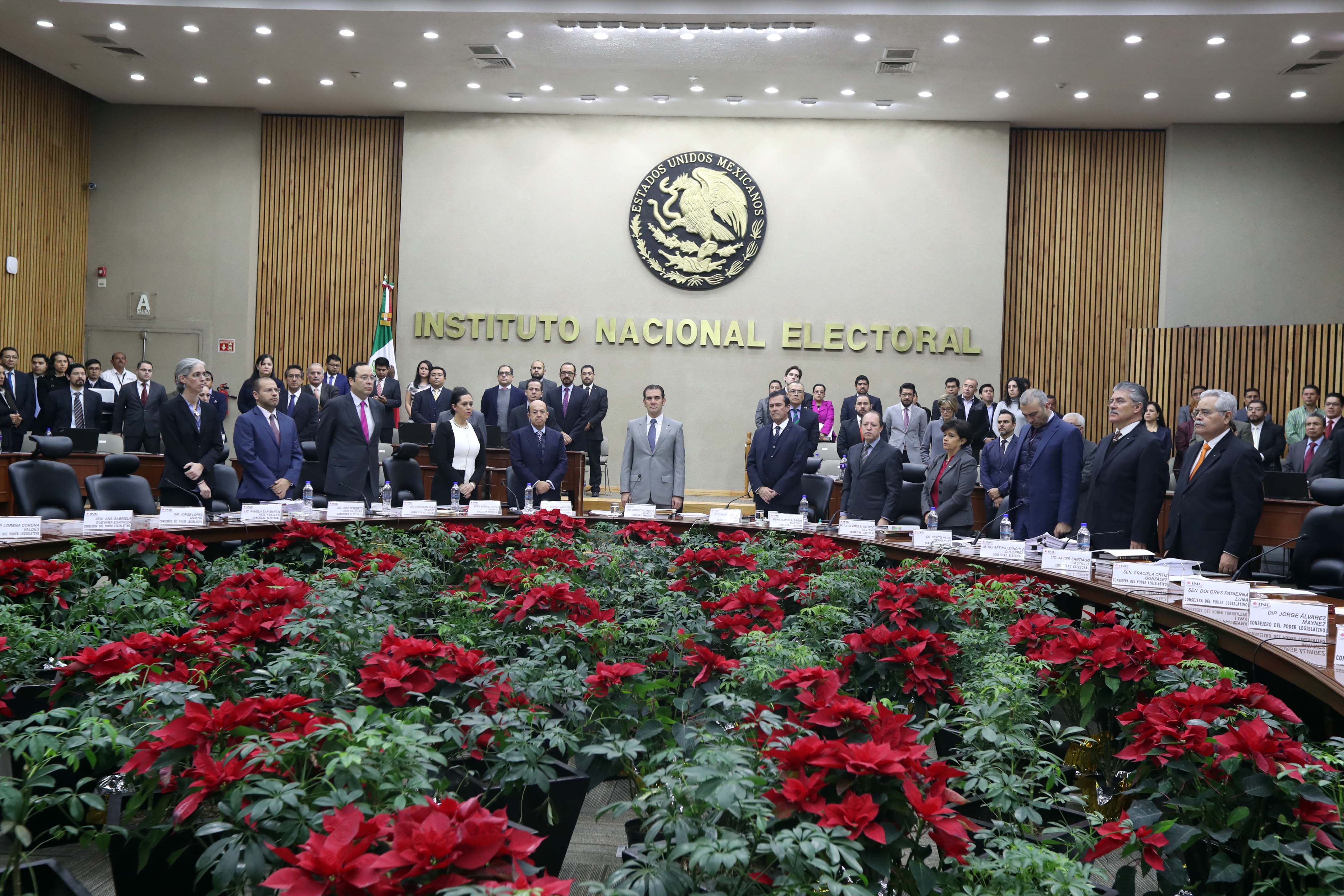 Exfuncionarios del INE, IFE y TEPJF piden una reforma electoral con consenso y enfoque plural