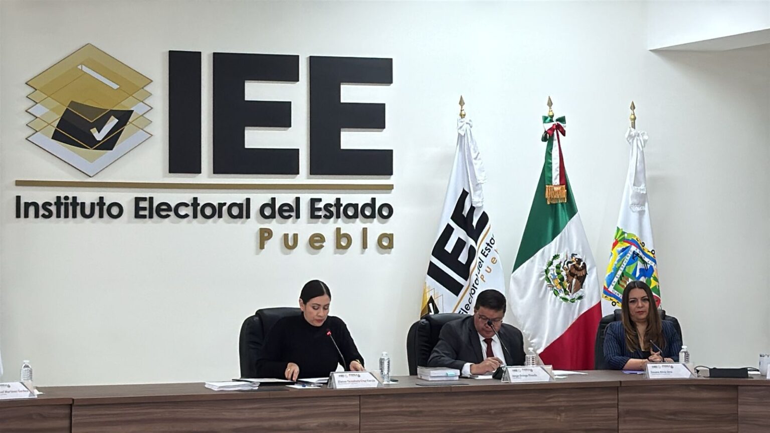 INE selecciona a 20 finalistas para renovar tres consejerías clave en el IEE de Puebla