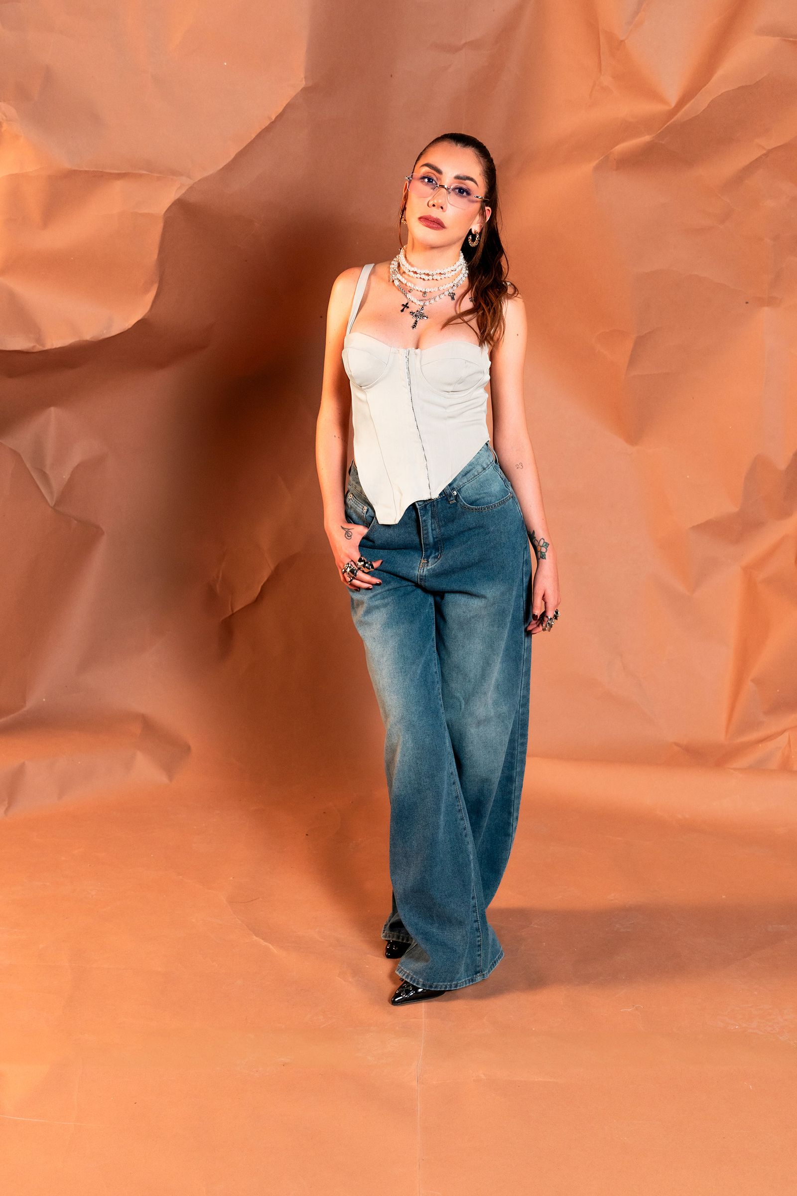 Shein lanza colección ‘Musera’ inspirada en Ibiza y nombra a Karime Pindter como embajadora