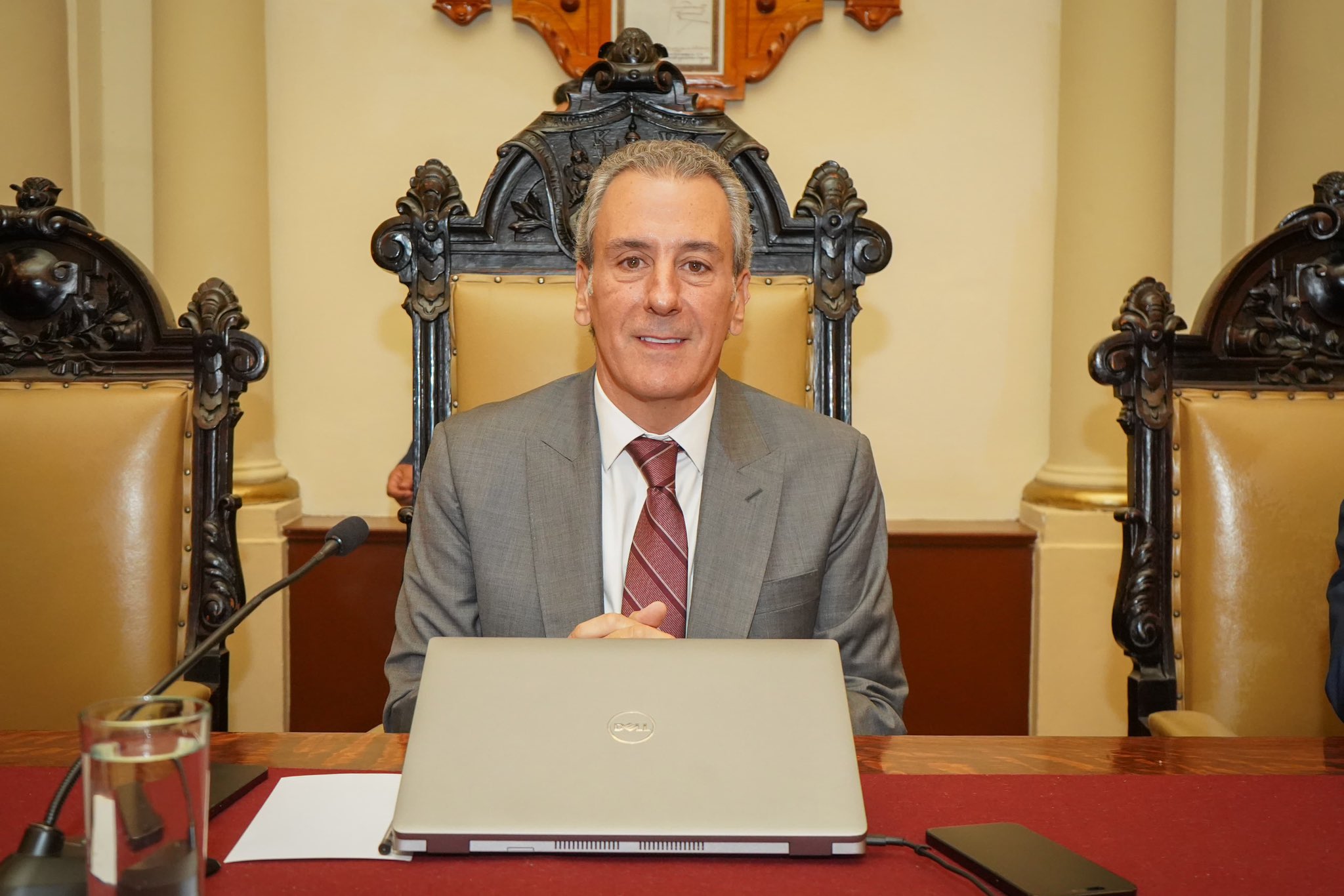 José Chedraui mantendrá a todo su gabinete a casi un año de gestión