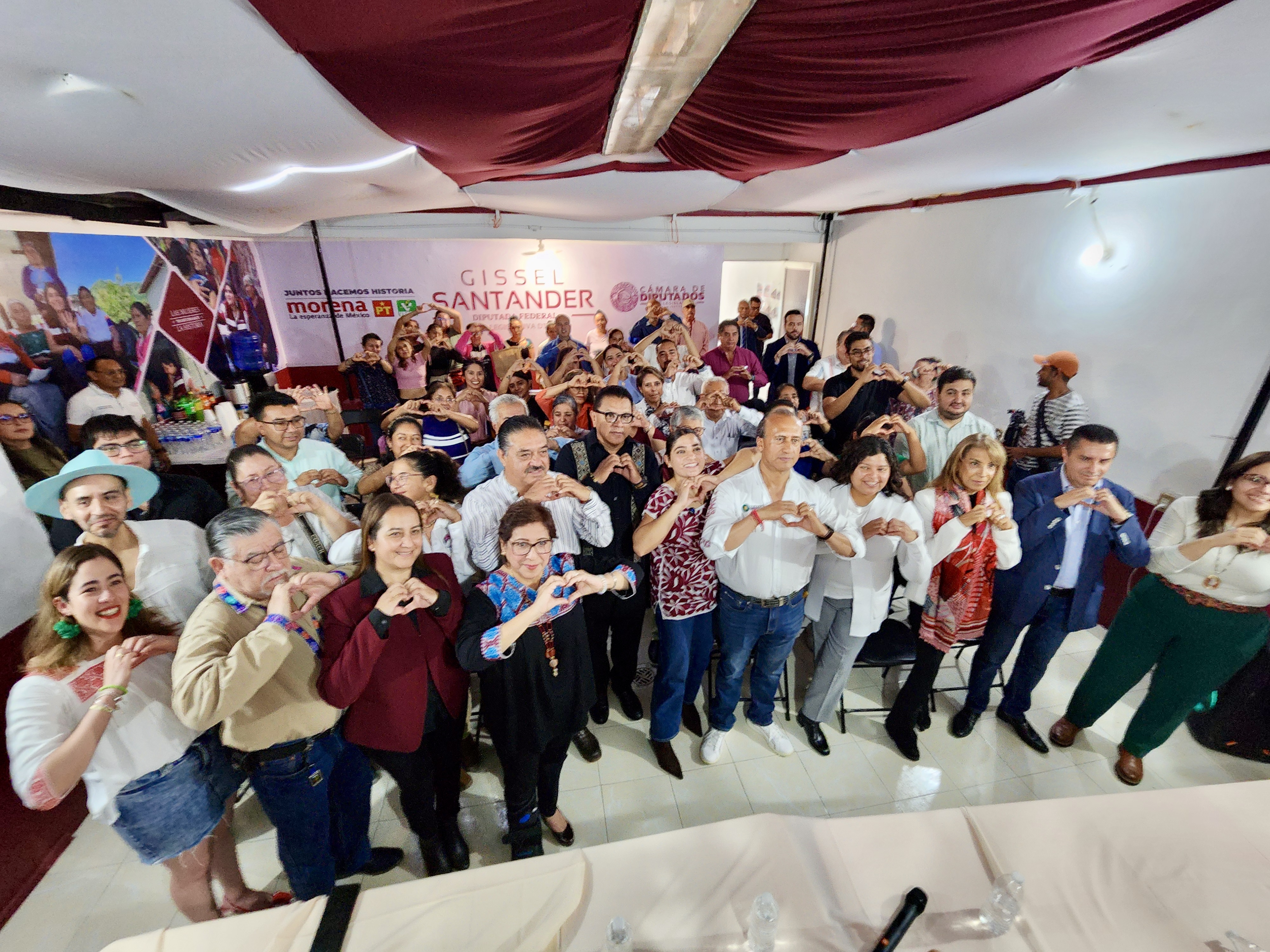 Gissel Santander presenta su Primer Informe Legislativo en Huauchinango con énfasis en programas sociales y reformas