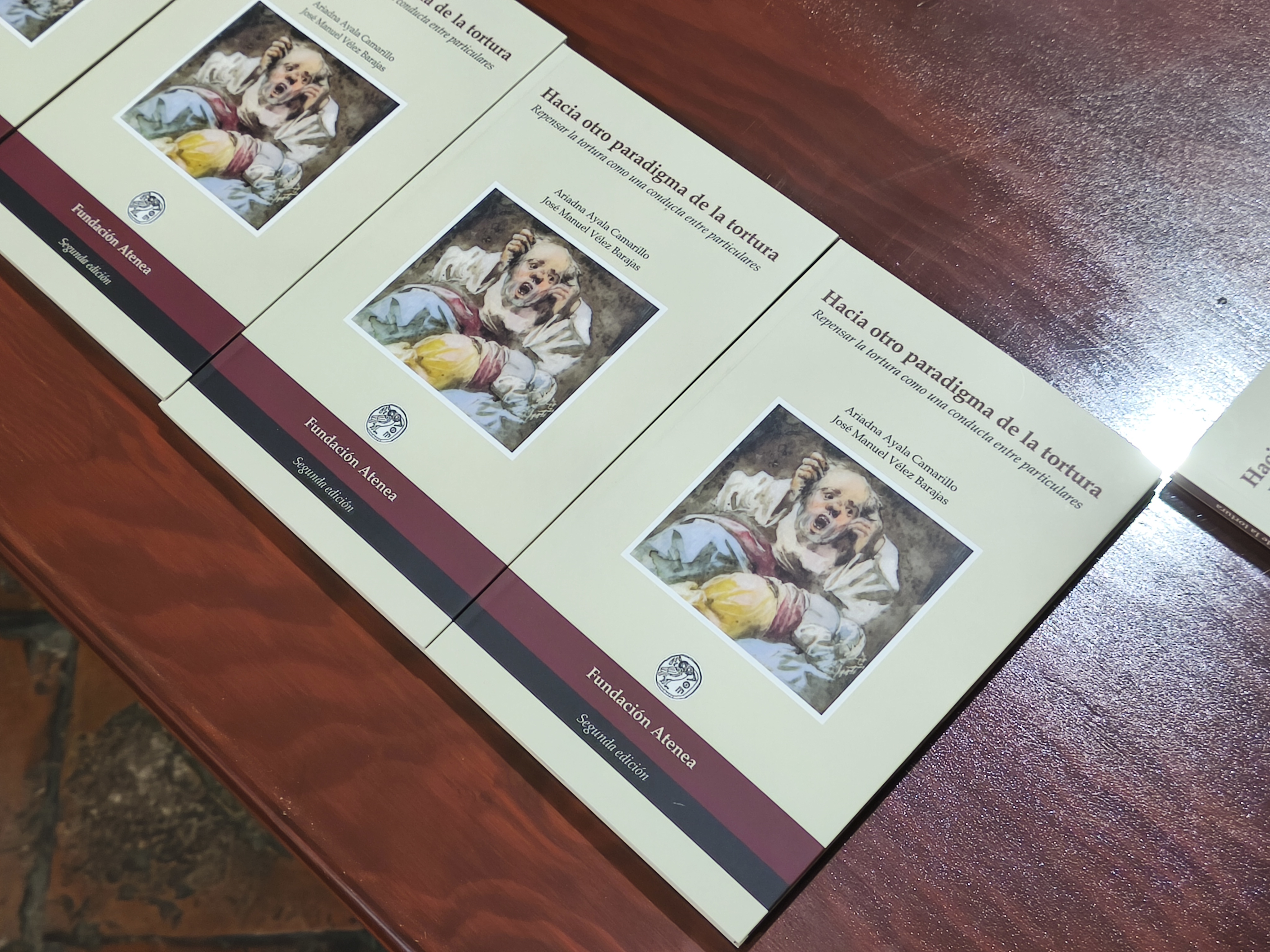 Presentan segunda edición de Hacia otro paradigma de la tortura en Puebla