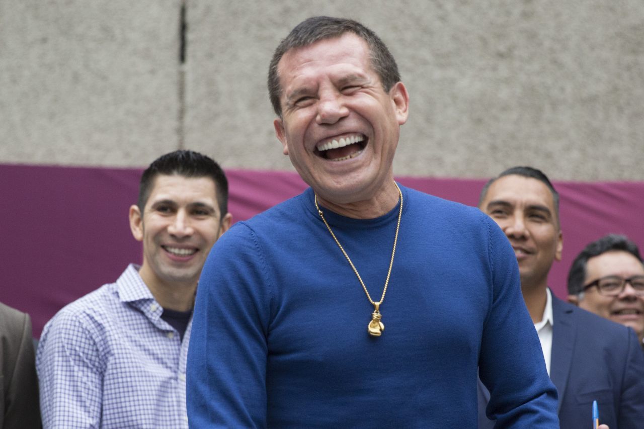 Julio César Chávez es hospitalizado de emergencia en Culiacán por fuerte dolor