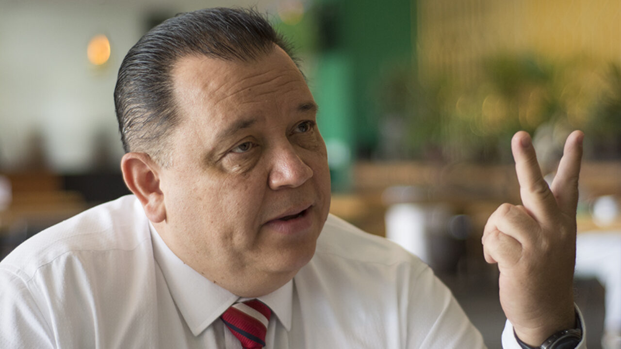 Paredes acusa a grupo de Alfonso Esparza de amenazas tras elecciones en la BUAP