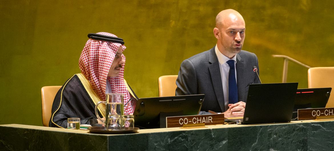 ONU respalda solución de dos Estados entre Palestina e Israel con nueva resolución