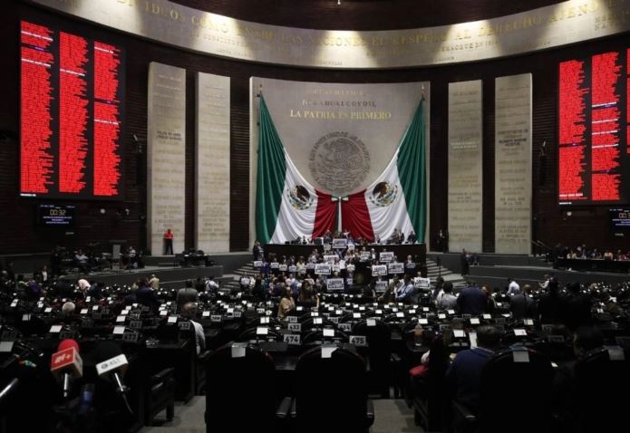 Congreso avala reforma a la Ley de Amparo en medio de reclamos por posible retroactividad