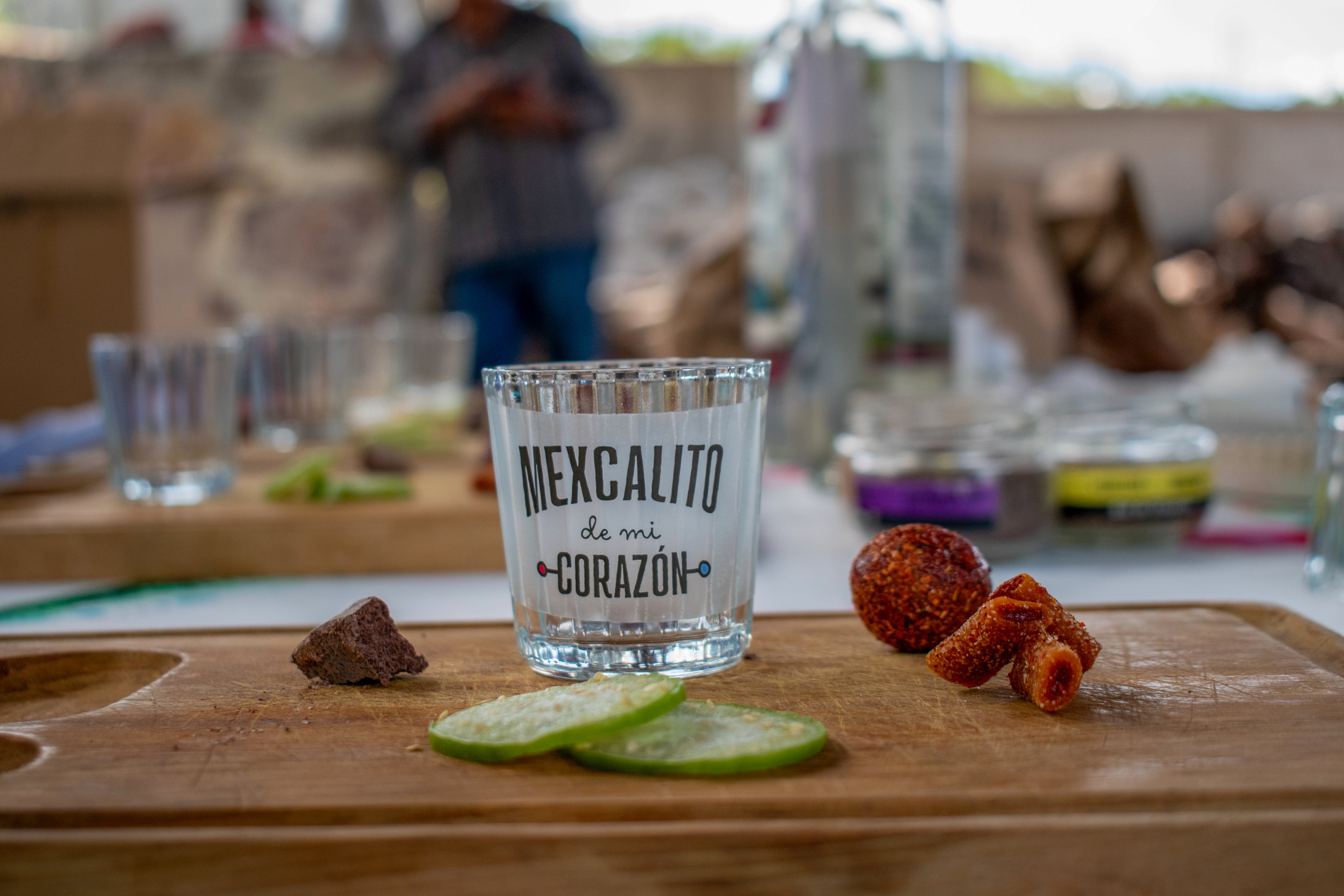 El mezcal poblano brilla en el mundo: Puebla arrasa en el Spirits Selection 2025 con 17 medallas internacionales