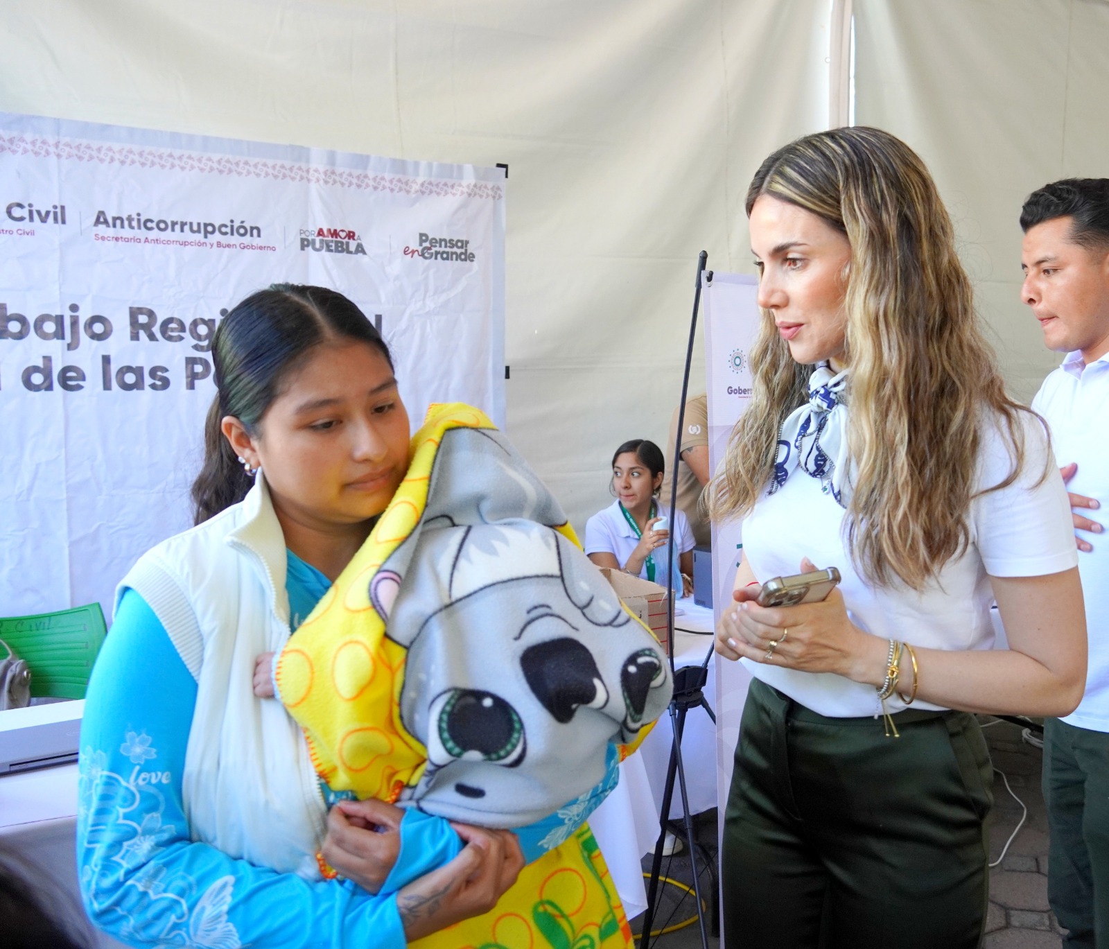 50 niños y niñas de Texmelucan obtienen registro de nacimiento gratuito