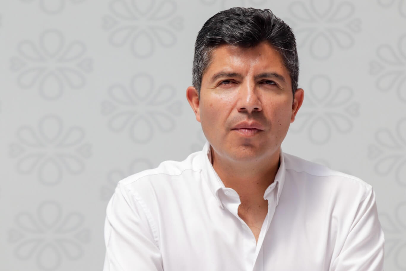 Álvarez Máynez invita a Eduardo Rivera a MC; el panista mantiene su lealtad al blanquiazul