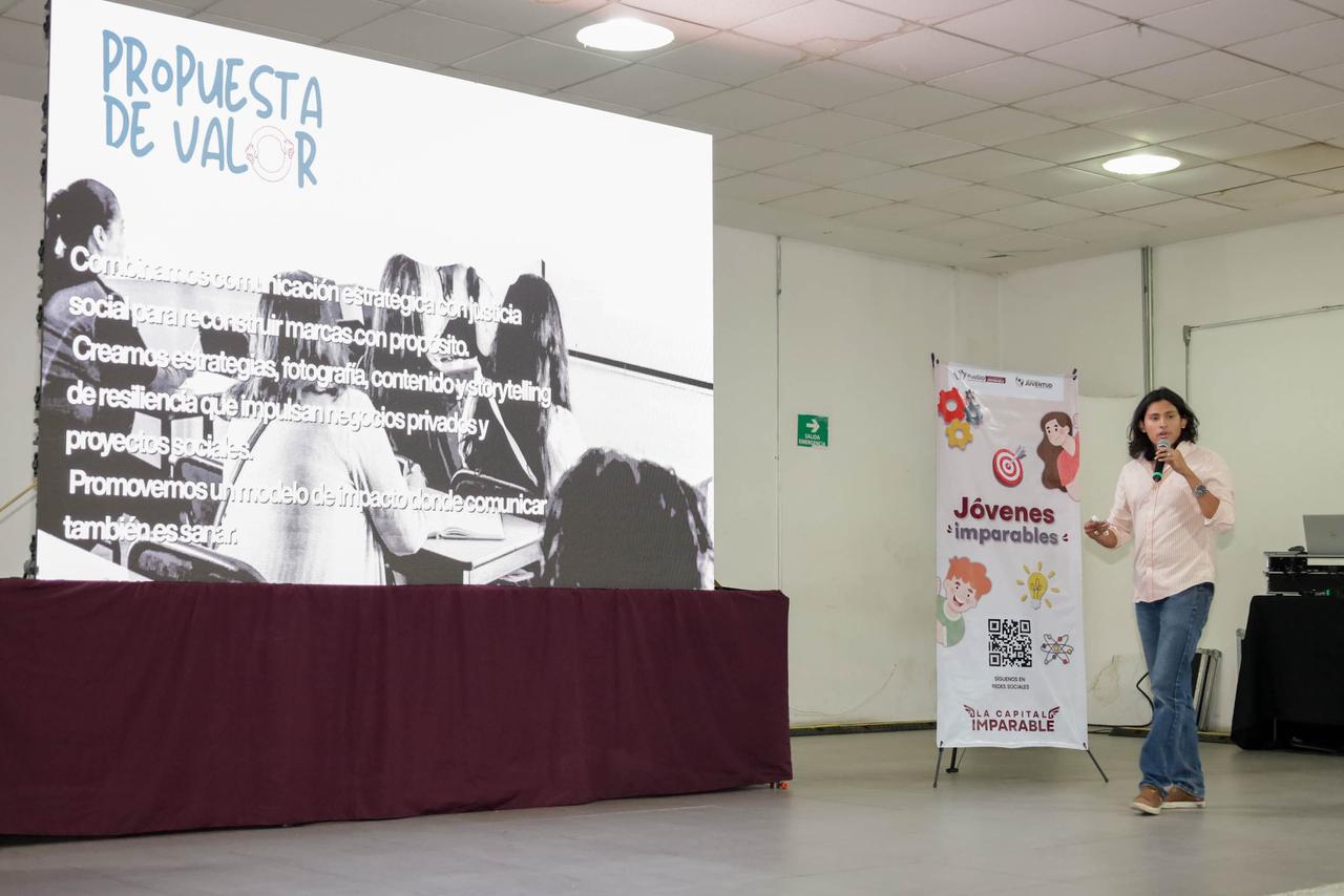 Jóvenes poblanos presentan proyectos para impulsar la innovación en la capital