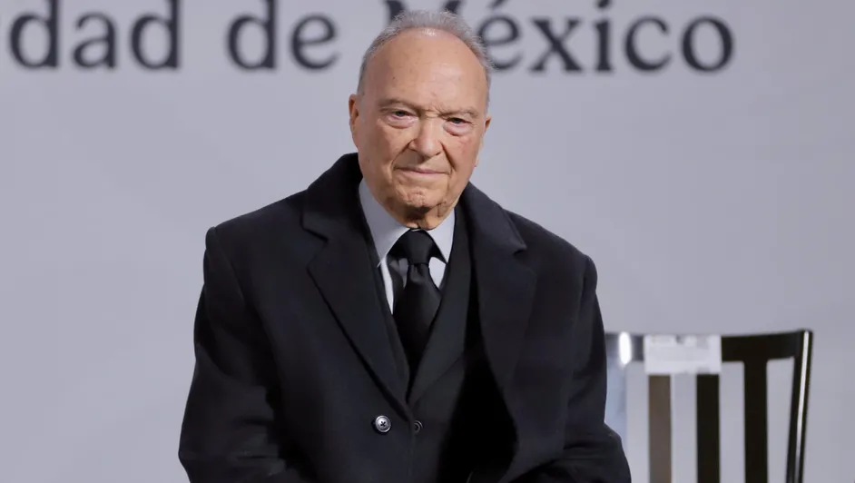 Alejandro Gertz Manero renuncia a la FGR y será propuesto como embajador por el Gobierno federal