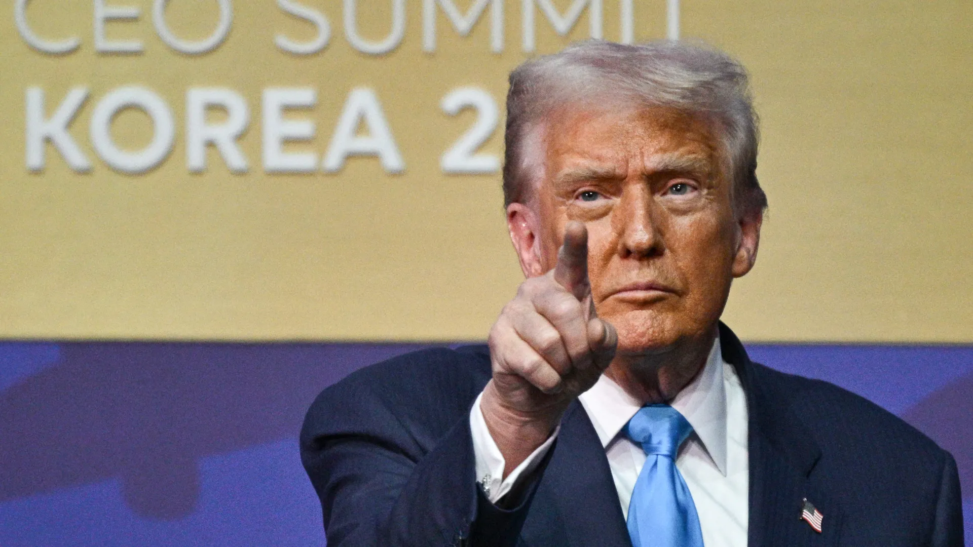 Trump niega haber autorizado ataques militares contra Venezuela
