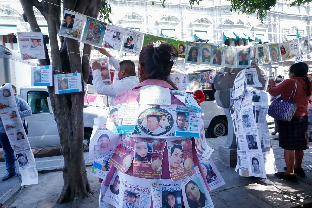 Familias poblanas levantan un “Árbol de la Esperanza” y exigen acelerar la búsqueda de personas desaparecidas