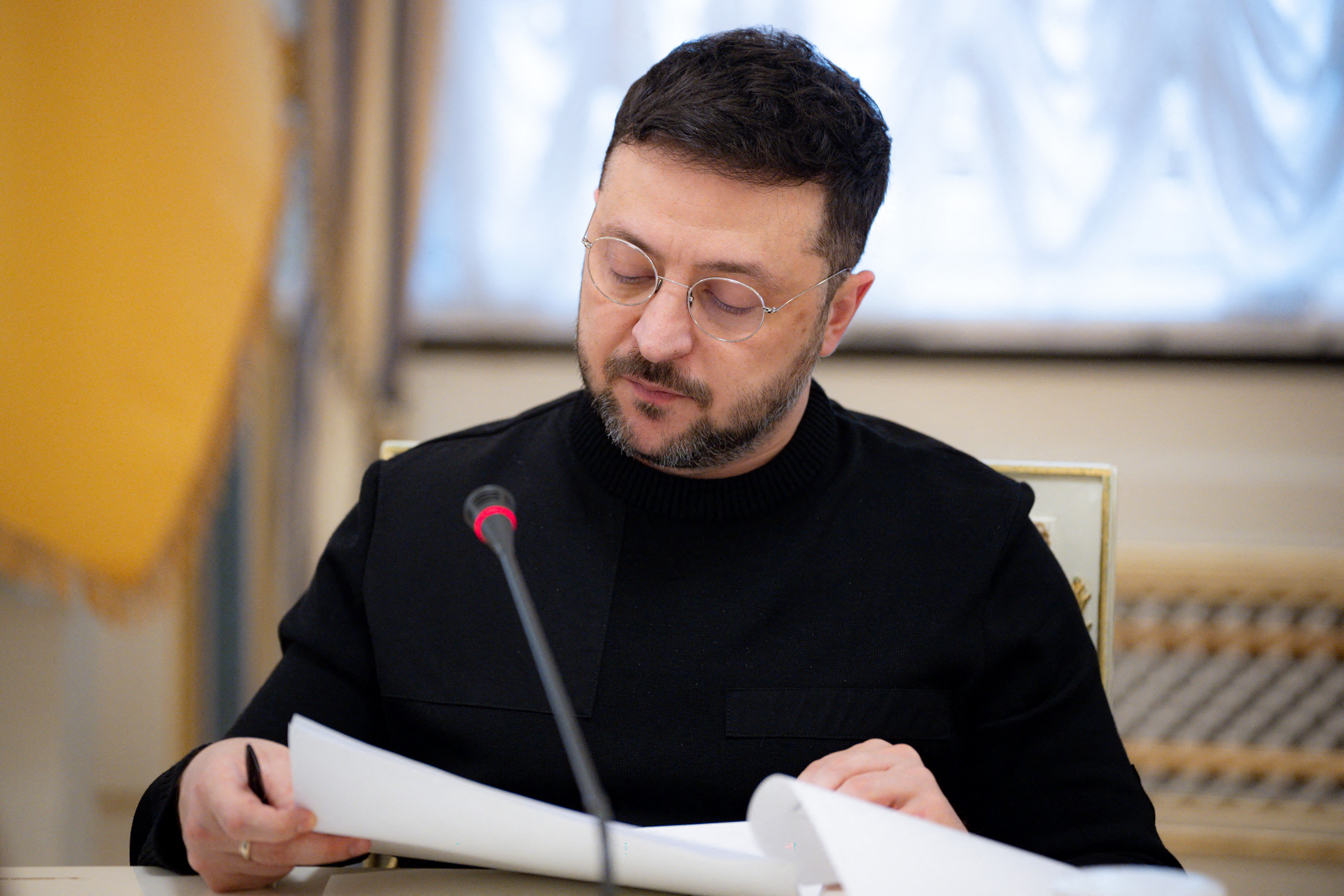 Zelensky anuncia posible reunión con Trump en Florida para avanzar en plan de paz sobre Ucrania