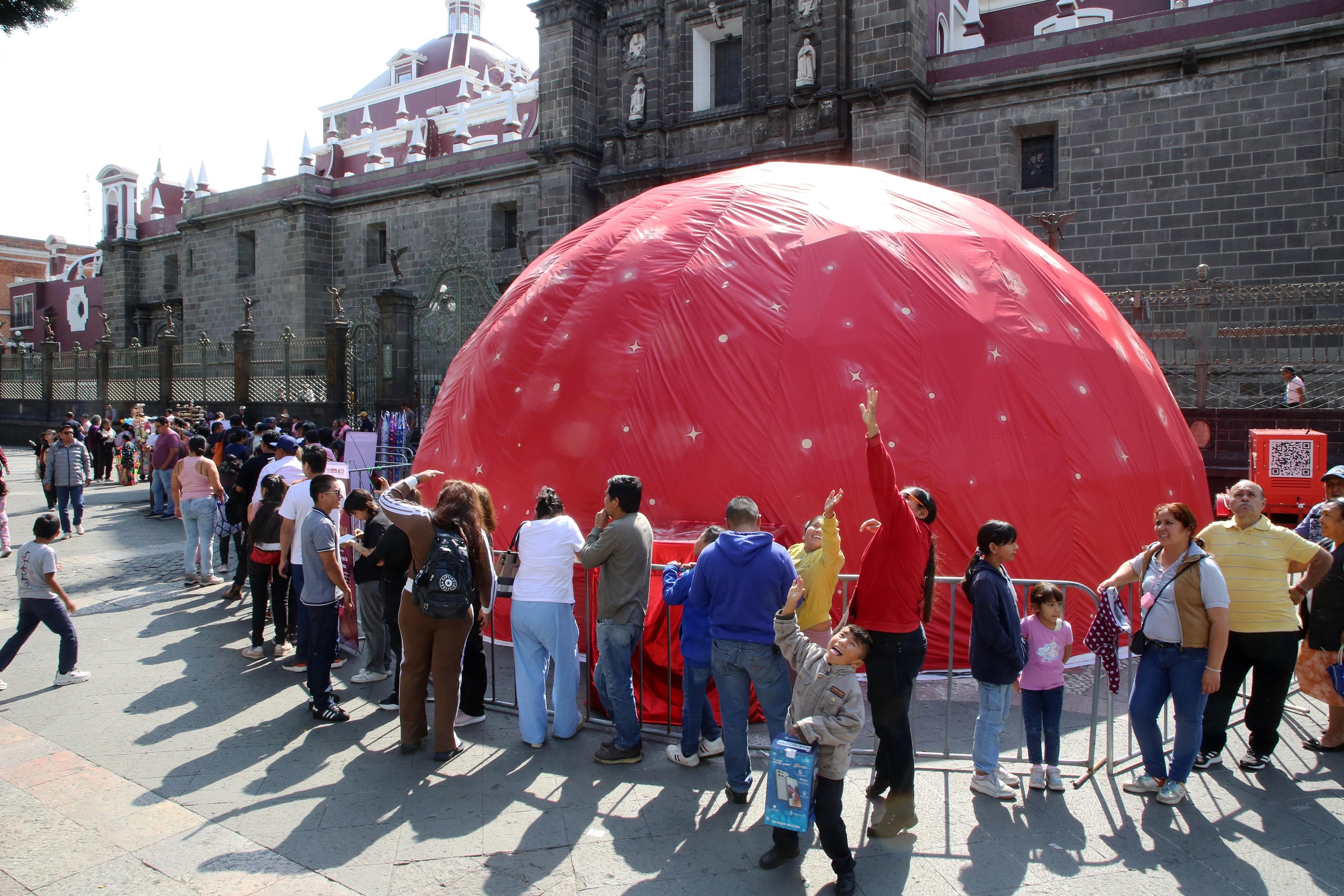 Abren en Puebla el domo sensorial “Sintamos la Navidad” para celebrar la temporada decembrina