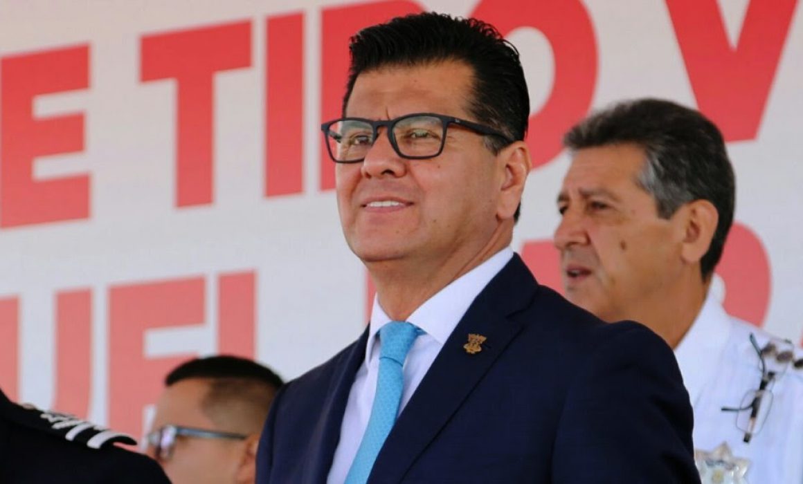 Confirman orden de aprehensión contra exsecretario de Seguridad de Michoacán por caso de cuarteles a sobrecosto
