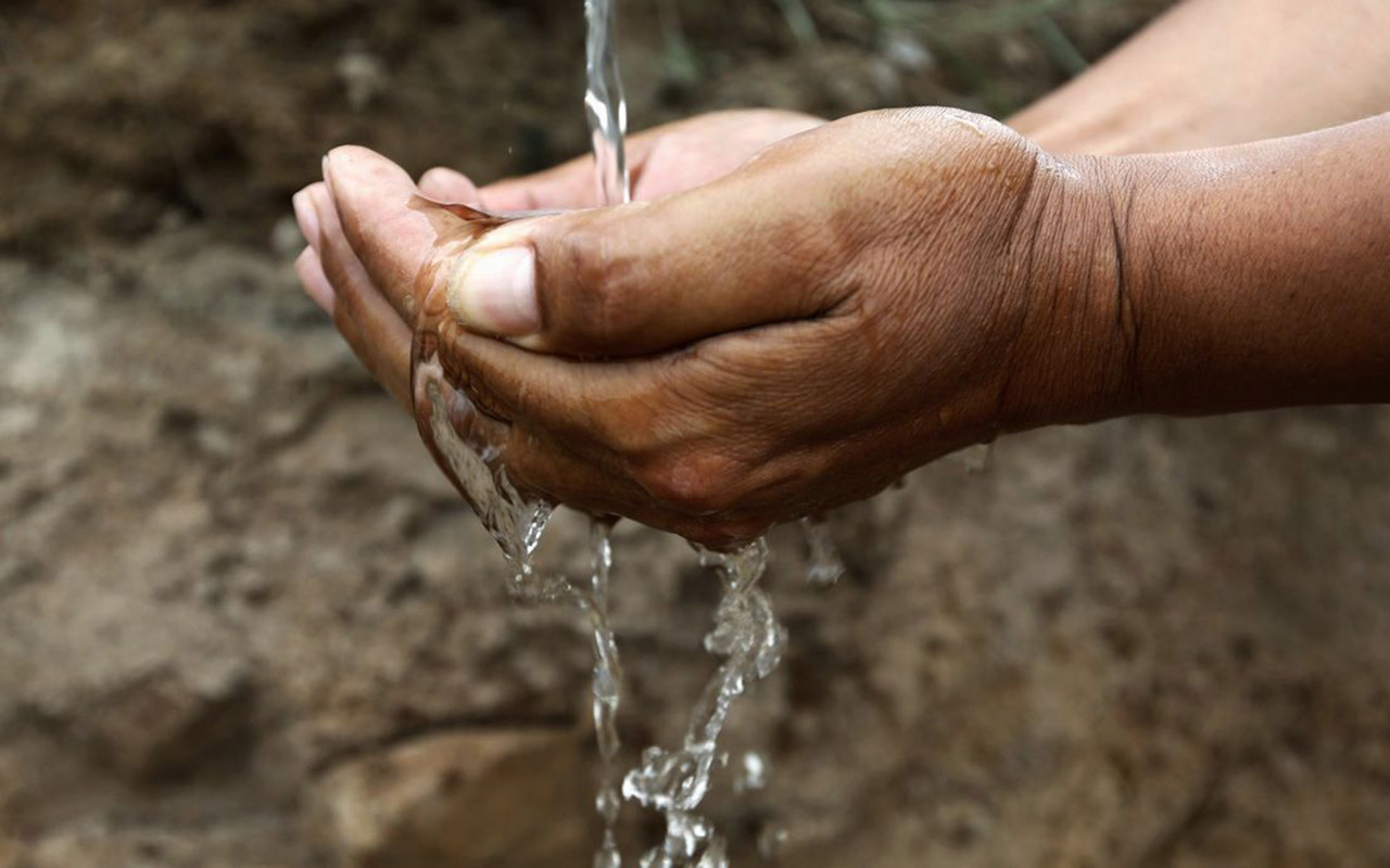 PRI y PAN rechazan nueva Ley General de Aguas pese a ajustes; Cámara de Diputados alista dictamen