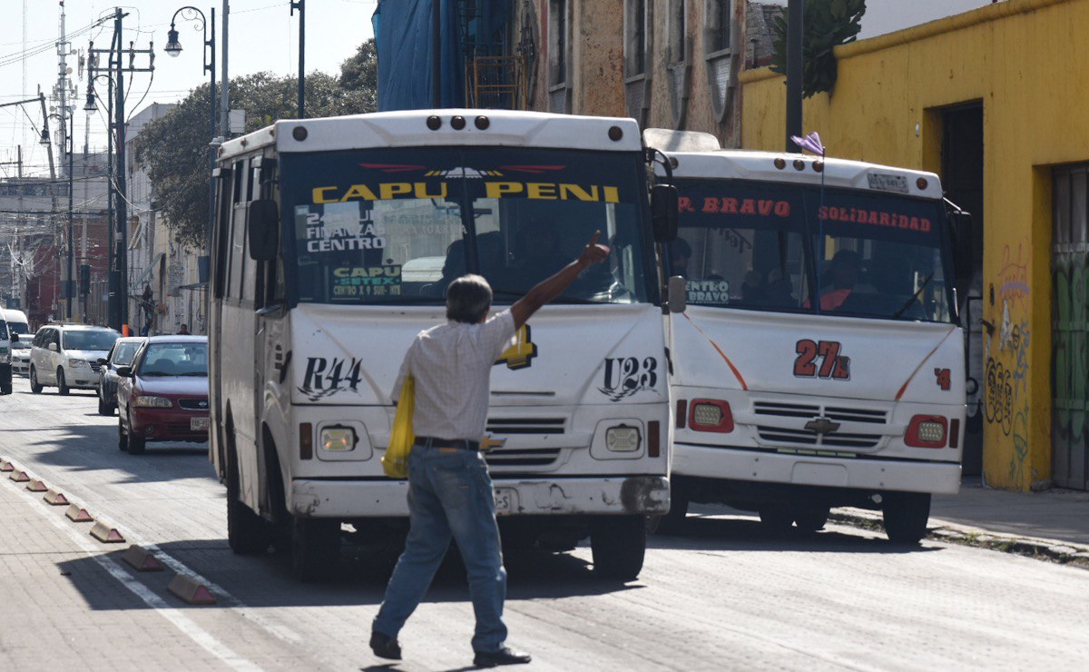 Asaltos en transporte público en Puebla: más de 1,500 denuncias en 2024 sin detenidos