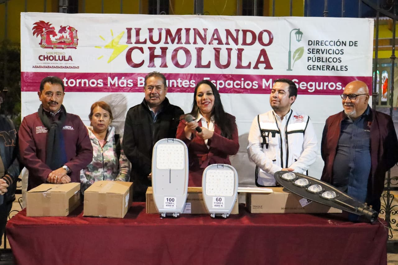 Rehabilitan alumbrado público en San Cristóbal Tepontla con tecnología LED para mejorar la seguridad