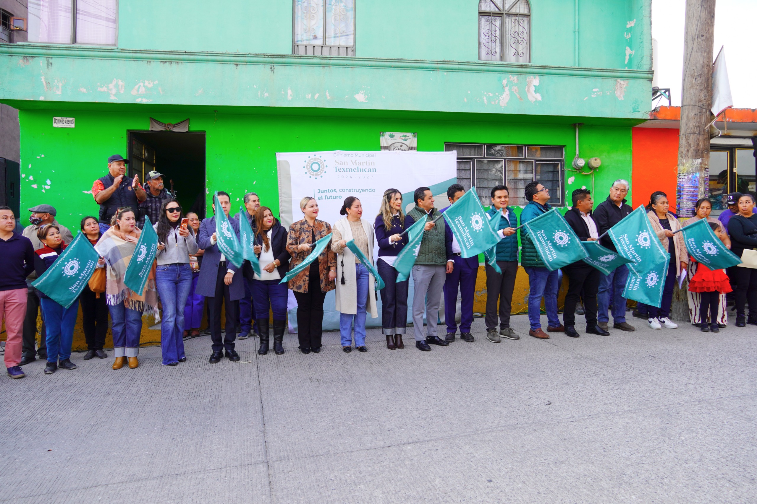 San Martín Texmelucan inicia rehabilitación de drenaje pluvial en acceso a Santa Catarina Hueyatzacoalco