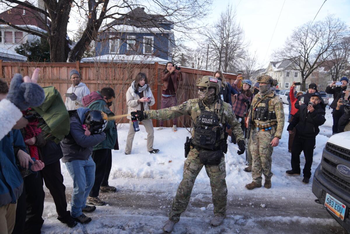 Trump responsabiliza a la víctima por tiroteo de ICE en Minneapolis en medio de protestas migratorias