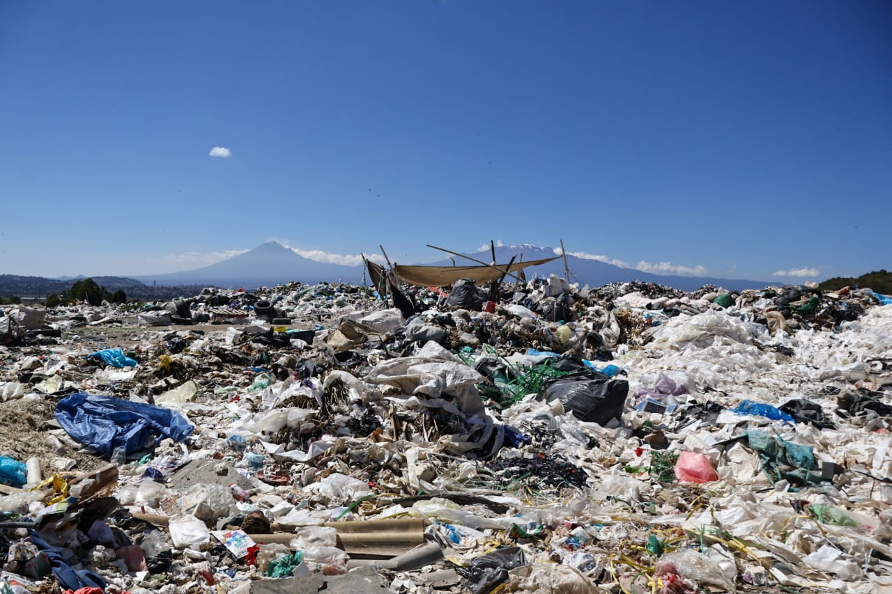 Crisis de residuos en Puebla: 77% de los municipios enfrenta problemas graves para manejar su basura